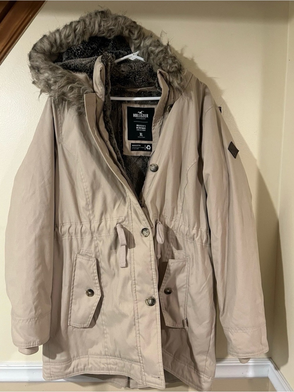 EUC Hollister Heritage Collection Faux Fur Lined Parka Jacket Tan XL